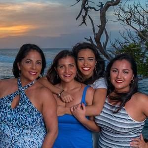 Meet your Posher, Alicia